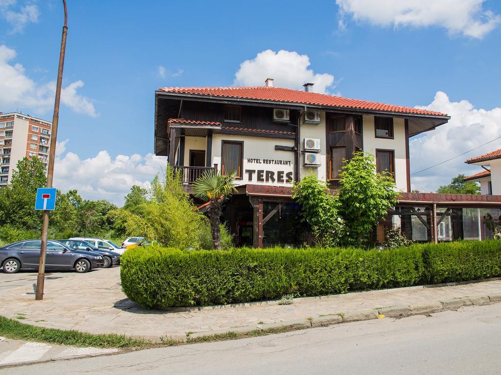 Hotel Teres Kazanlŭk Dış mekan fotoğraf