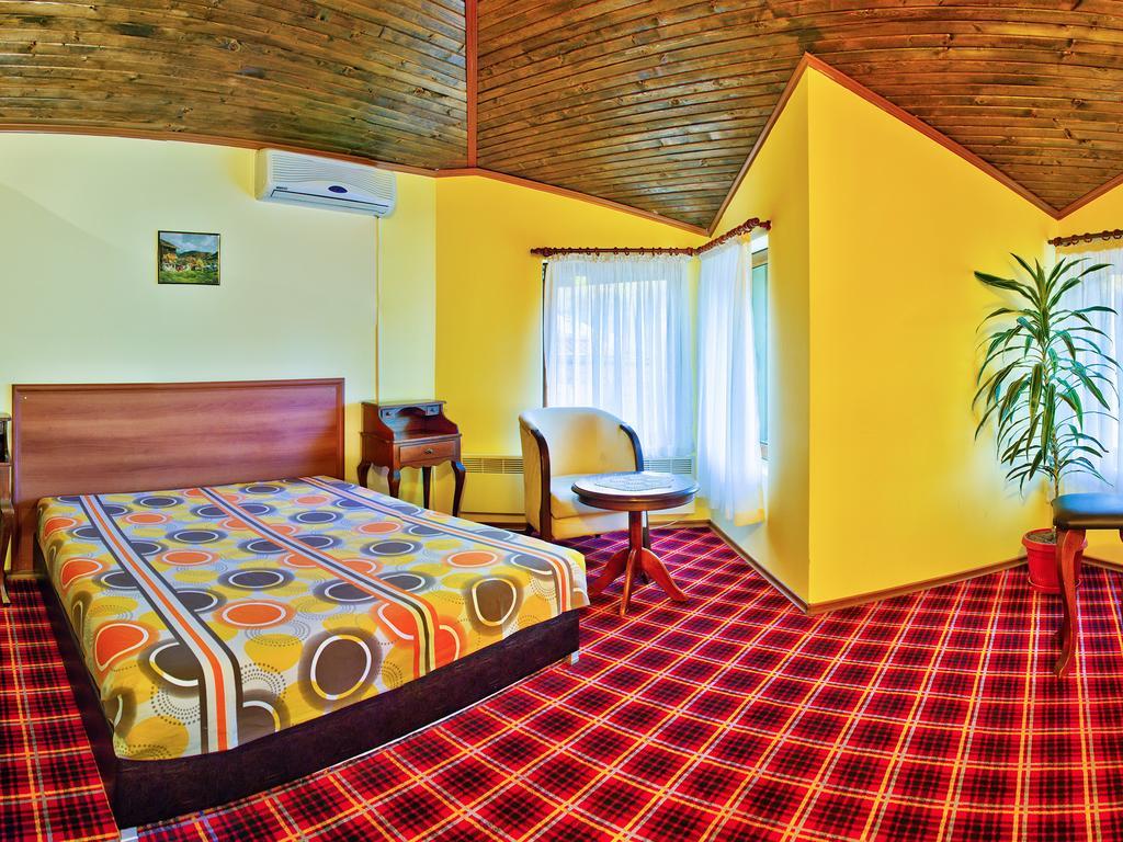 Hotel Teres Kazanlŭk Oda fotoğraf