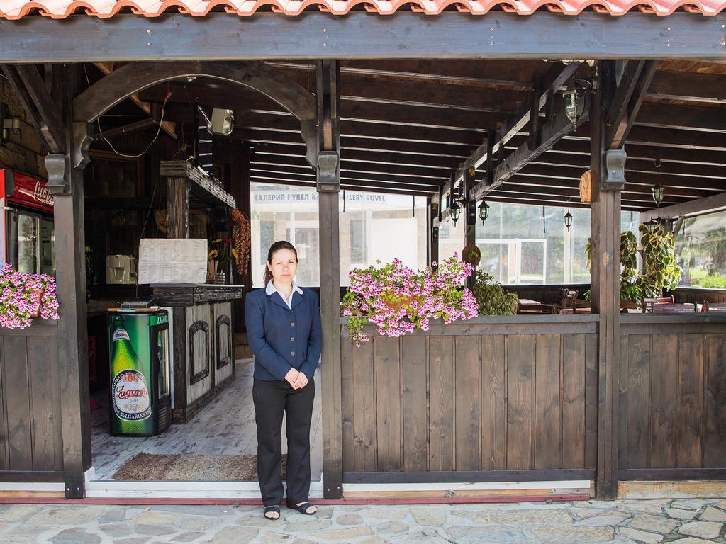 Hotel Teres Kazanlŭk Dış mekan fotoğraf