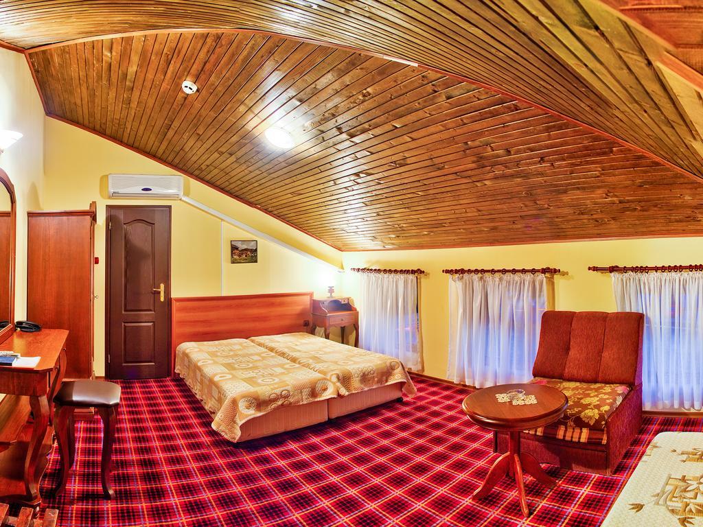 Hotel Teres Kazanlŭk Oda fotoğraf