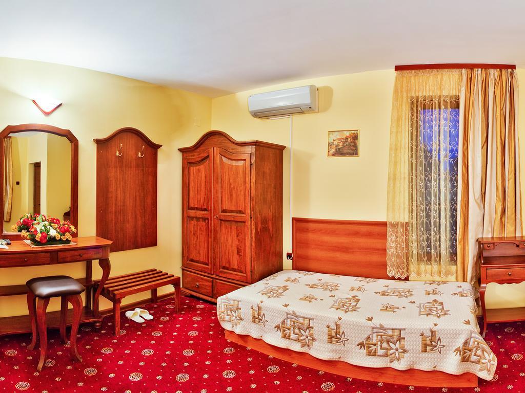 Hotel Teres Kazanlŭk Oda fotoğraf